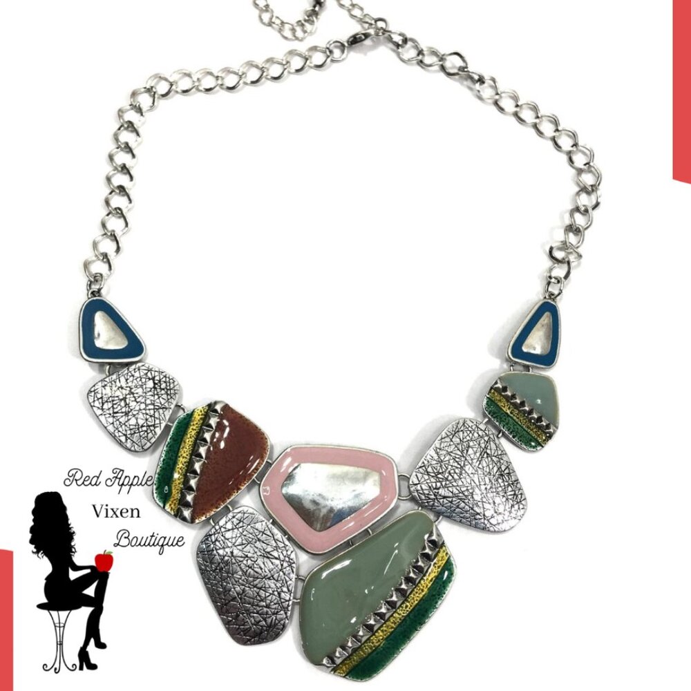 Green Geometric Choker Necklace